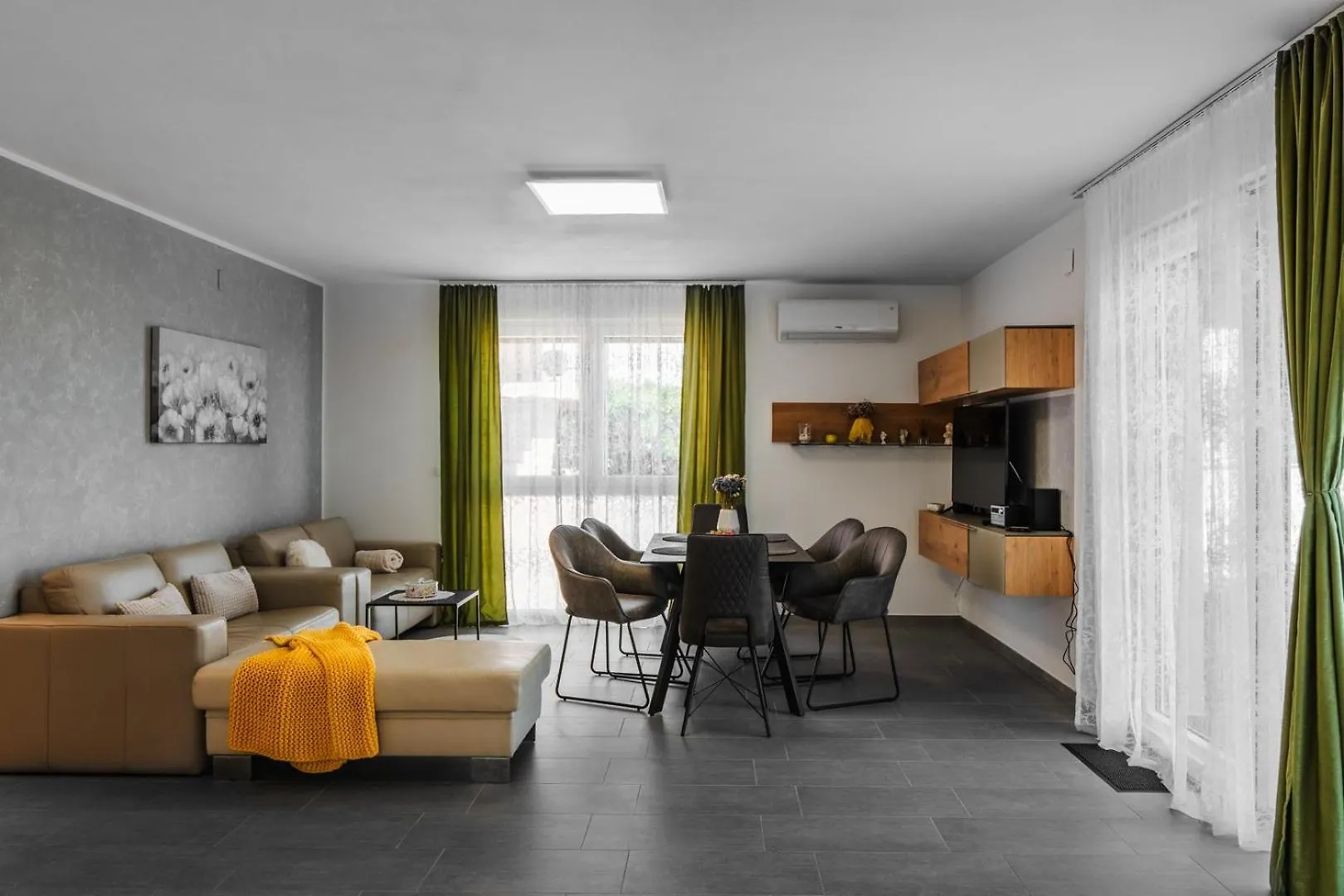 Apartments Zilajkovic Vir 0*,