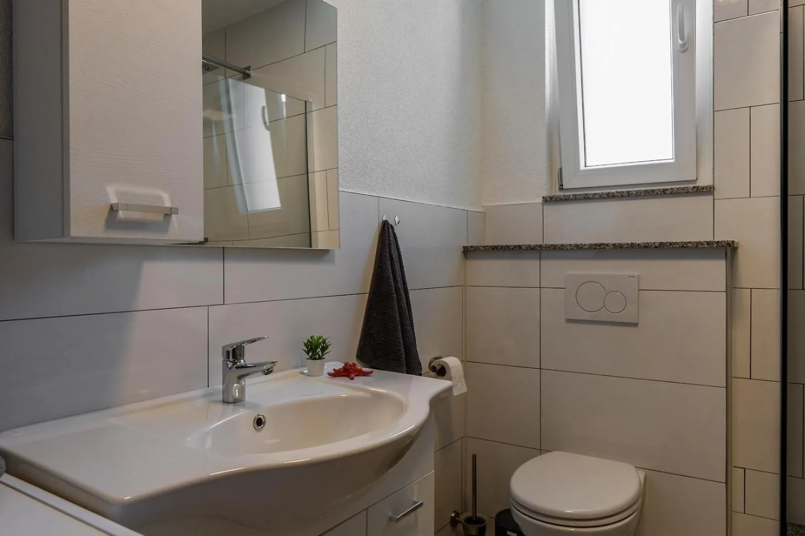 Apartments Zilajkovic Vir 0*,  Croatia